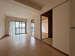 バーンフリート赤大路A棟 203 2階3LDKのリビング/ダイニング