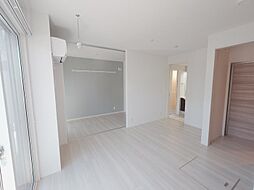 多摩都市モノレール 砂川七番駅 徒歩5分の賃貸アパート 1階1LDKのリビング/ダイニング