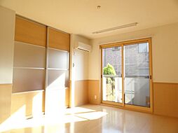 JR青梅線 昭島駅 バス16分 残堀南下車 徒歩3分の賃貸アパート 1階2LDKのリビング/ダイニング