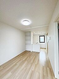 JR八高線 箱根ケ崎駅 バス7分 貝塚（武蔵村山市）下車 徒歩4分の賃貸アパート 1階1LDKのリビング/ダイニング