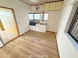 西武多摩湖線 青梅街道駅 徒歩9分の賃貸アパート 1階2DKのリビング/ダイニング