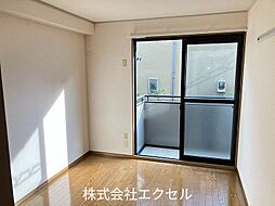 多摩都市モノレール 万願寺駅 徒歩9分の賃貸アパート 1階3DKのリビング/ダイニング