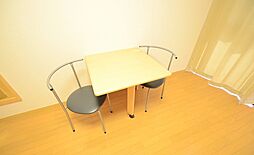 西武拝島線 拝島駅 徒歩20分の賃貸マンション 2階1Kのリビング/ダイニング