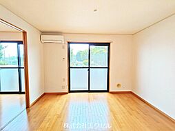 JR青梅線 小作駅 徒歩24分の賃貸アパート 2階2LDKのリビング/ダイニング