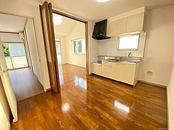 JR青梅線 小作駅 徒歩26分の賃貸アパート 2階2LDKのリビング/ダイニング