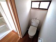 採光窓付新設トイレ