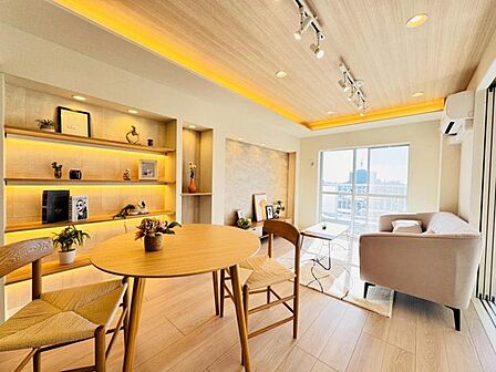 リビングとつながるお部屋は、お友達が遊びに来た時にも使えますし、ちょっと疲れた時にお昼寝できるのも嬉しいですね。
