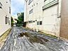 外観：周辺建物を含めた現地の雰囲気です。