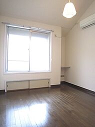 オレンジハウス 203 2階ワンルームのリビング/ダイニング