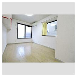 ボヌール 102 1階ワンルームのリビング/ダイニング