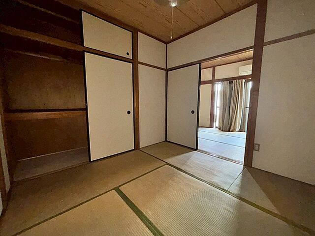寝室