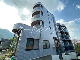 大阪府四條畷市清滝中町（賃貸マンション1R・1階・18.00㎡） その1