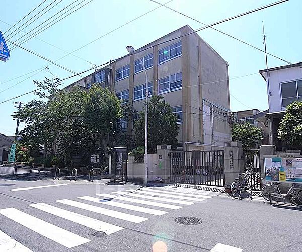 画像30:川岡小学校まで200m 活気のある小学校です。