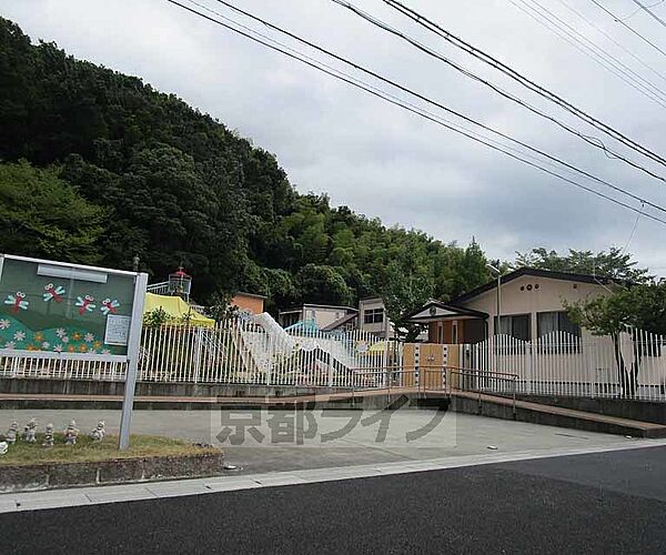 画像30:聖家族幼稚園まで130m 豊かな自然に恵まれた幼稚園です