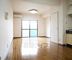 阪急京都本線 桂駅 徒歩20分の賃貸マンション 1階ワンルームのリビング/ダイニング
