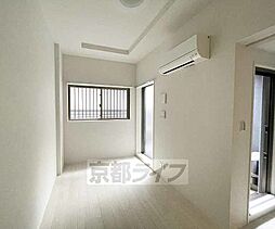 近鉄京都線 東寺駅 徒歩13分の賃貸マンション 5階1Kのリビング/ダイニング