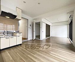 ＪＯ・ロワイヤル 110 1階3DKのリビング/ダイニング