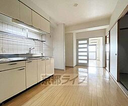 グリーンスカイ藤 702 7階3DKのリビング/ダイニング