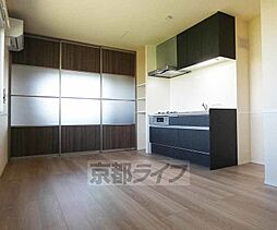 京阪宇治線 六地蔵駅 徒歩4分の賃貸アパート 3階1LDKのリビング/ダイニング