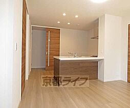 京阪本線 丹波橋駅 徒歩12分の賃貸マンション 1階2LDKのリビング/ダイニング