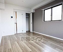 京都市営烏丸線 くいな橋駅 徒歩9分の賃貸マンション 3階1Kのリビング/ダイニング