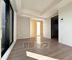 JR東海道・山陽本線 西大路駅 徒歩7分の賃貸マンション 6階1Kのリビング/ダイニング