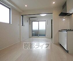 京都市営烏丸線 くいな橋駅 徒歩7分の賃貸アパート 2階1DKのリビング/ダイニング