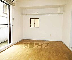 京阪本線 伏見桃山駅 徒歩16分の賃貸マンション 3階1Kのリビング/ダイニング