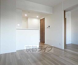 近鉄京都線 上鳥羽口駅 徒歩14分の賃貸マンション 3階2LDKのリビング/ダイニング