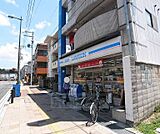 ローソン河原町八条店まで180m