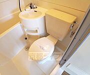 清潔感のあるトイレです。
