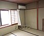 リビング/ダイニング：光が差し込むお部屋です