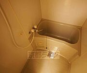 シャワー付きの便利なお風呂です。