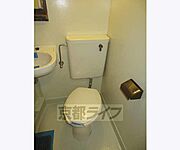 清潔感のあるトイレです