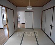 畳のよい香りがします。