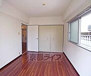 リビング以外にもお部屋があります