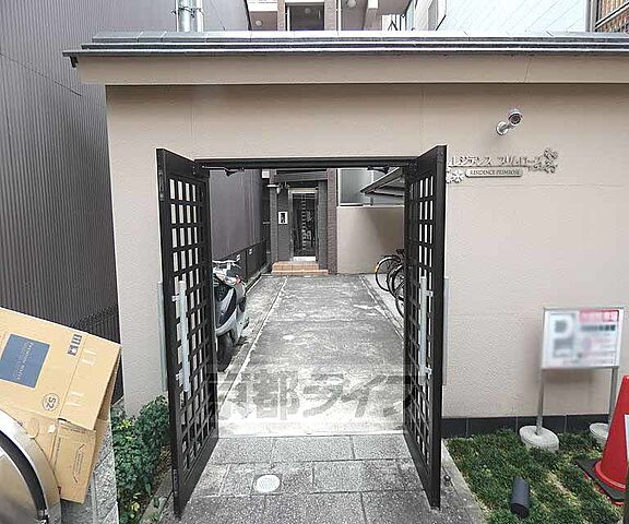 エントランス