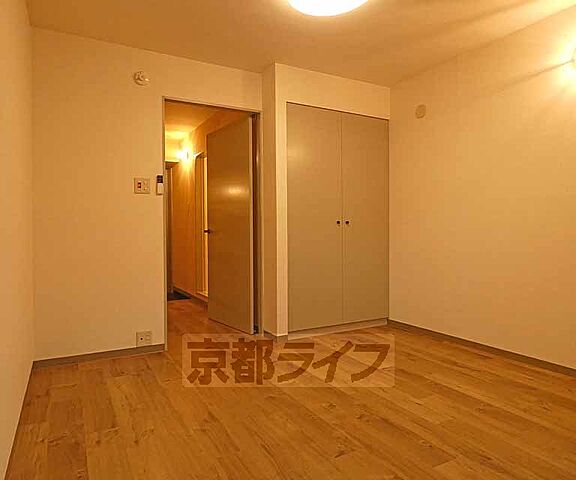 寝室