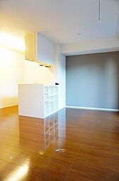 シャンドーレ西高島平 2階1LDKのリビング/ダイニング