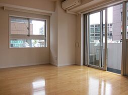 メゾンYFT（ワイエフティ） 206 2階1SLDKのリビング/ダイニング