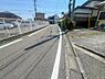 外観：幅員約5ｍの公道です。車通りは少なく、閑静な住宅街です。