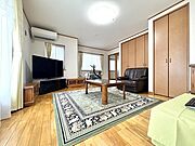 二階リビングにて解放感良好です。