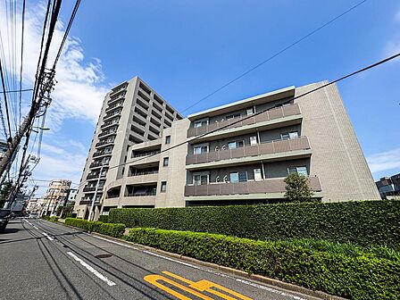 全居室に収納完備。荷物が多くても安心の住まいです。