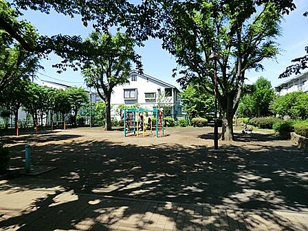 新町南公園まで約965m