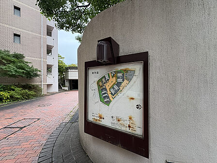 ザバービア21多摩の案内図となっております。
