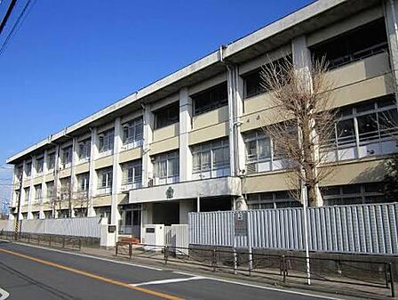 川崎市立稲田中学校まで約1600m