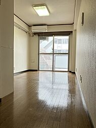 ローヤルガーデン 806 8階ワンルームのリビング/ダイニング