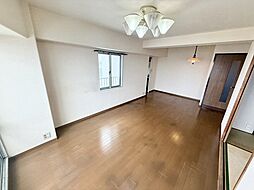 インテリジェントシティ 3LDKのリビング/ダイニング