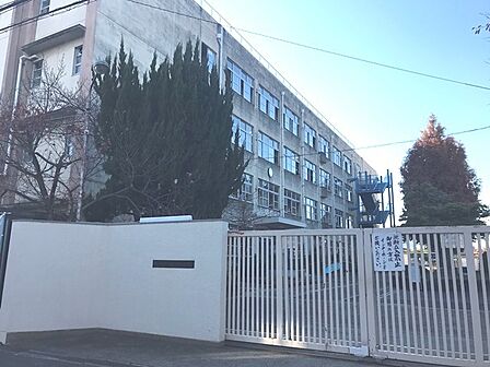 東大阪市立若江中学校
