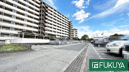 平面駐車場もございます！※空き状況はお問い合わせ下さい。